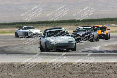 media/Jun-01-2024-CalClub SCCA (Sat) [[0aa0dc4a91]]/Group 3/Race/